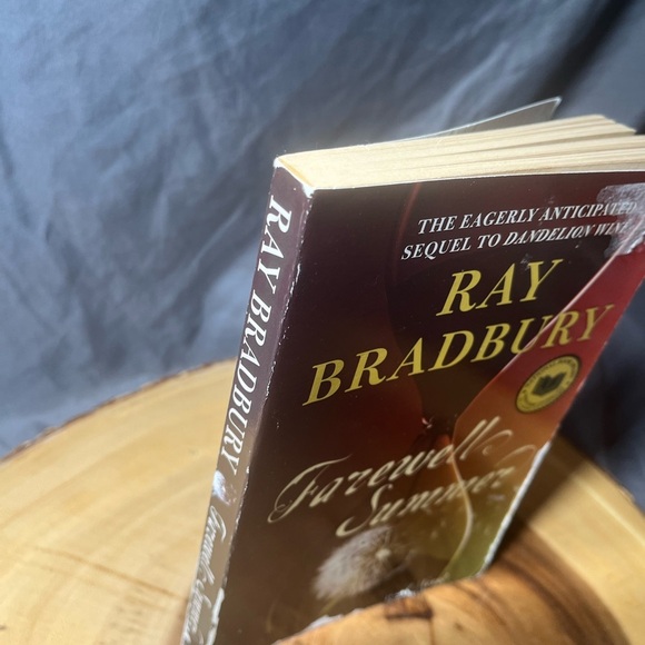 Farewell Summer by Ray Bradbury Book - Picture 3 of 7